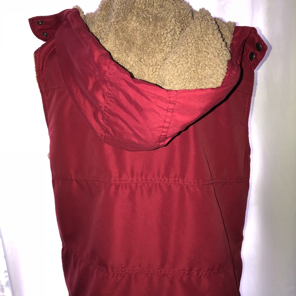 Vest - Picture 2 of 2